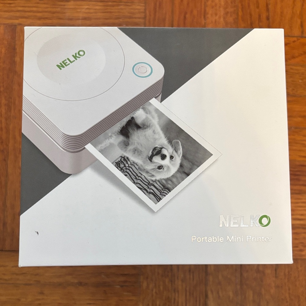 Nelko Printer Paper in White and Green